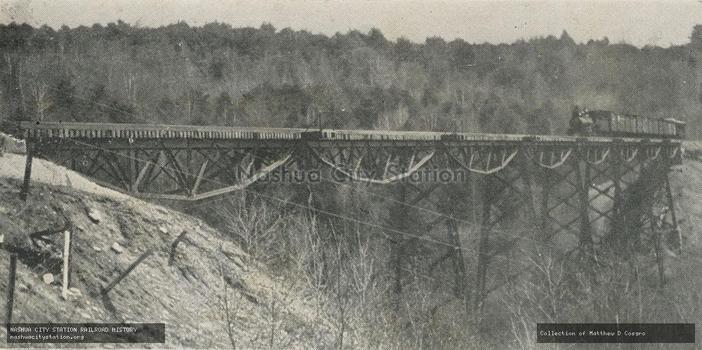 Postcard: Trestle on Boston & Maine Railroad, 600 feet long and about 100 high, Marlboro, New Hampshire